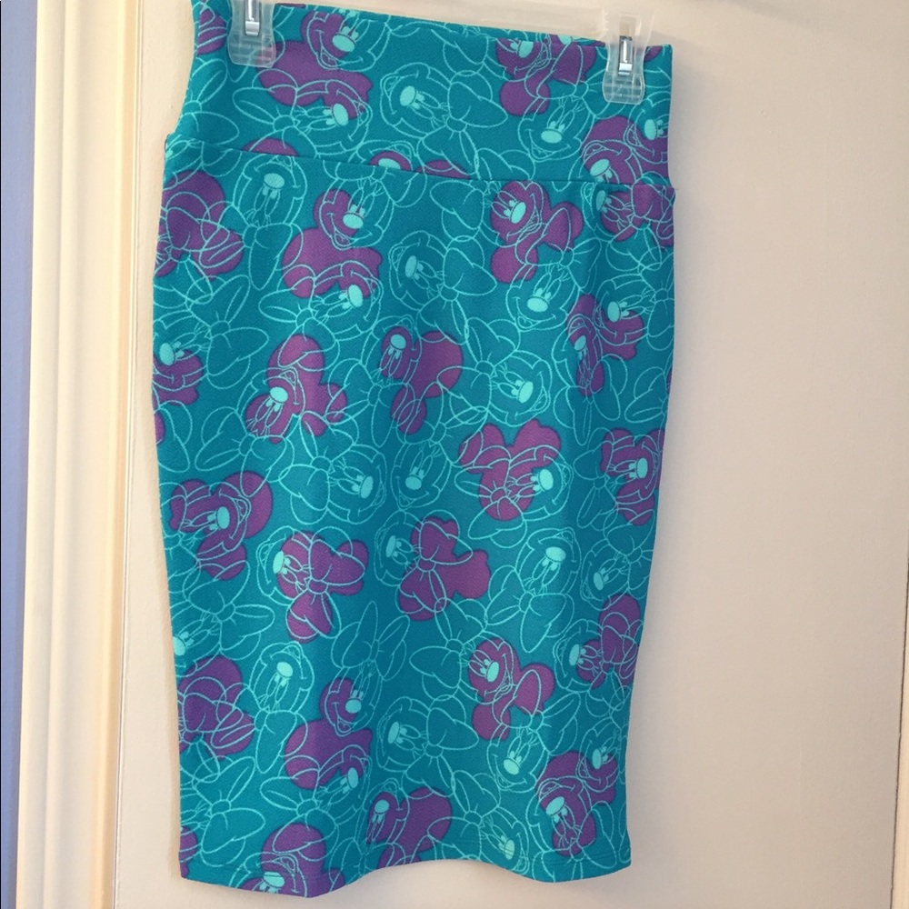 Brand new Lularoe Cassie Minnie Mouse skirt